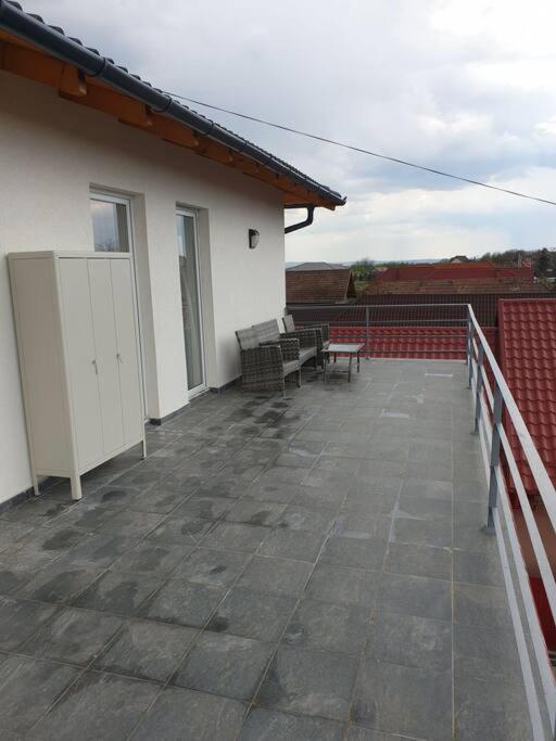 Max Studio Sancraiu de Mures Exteriör bild
