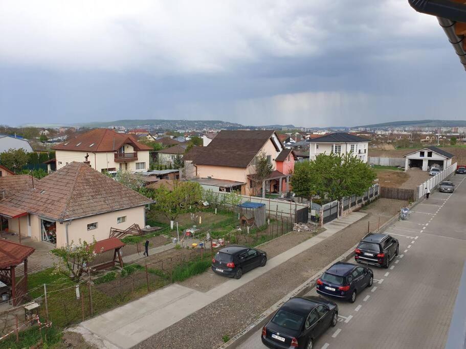 Max Studio Sancraiu de Mures Exteriör bild